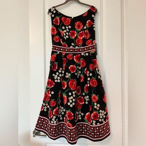 Eva Mendez for New York & Company floral midi sleeveless dress with pockets.